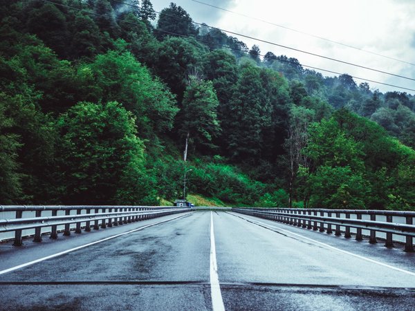 Des berlines aux SUV: Quels sont les avantages et les inconvénients?